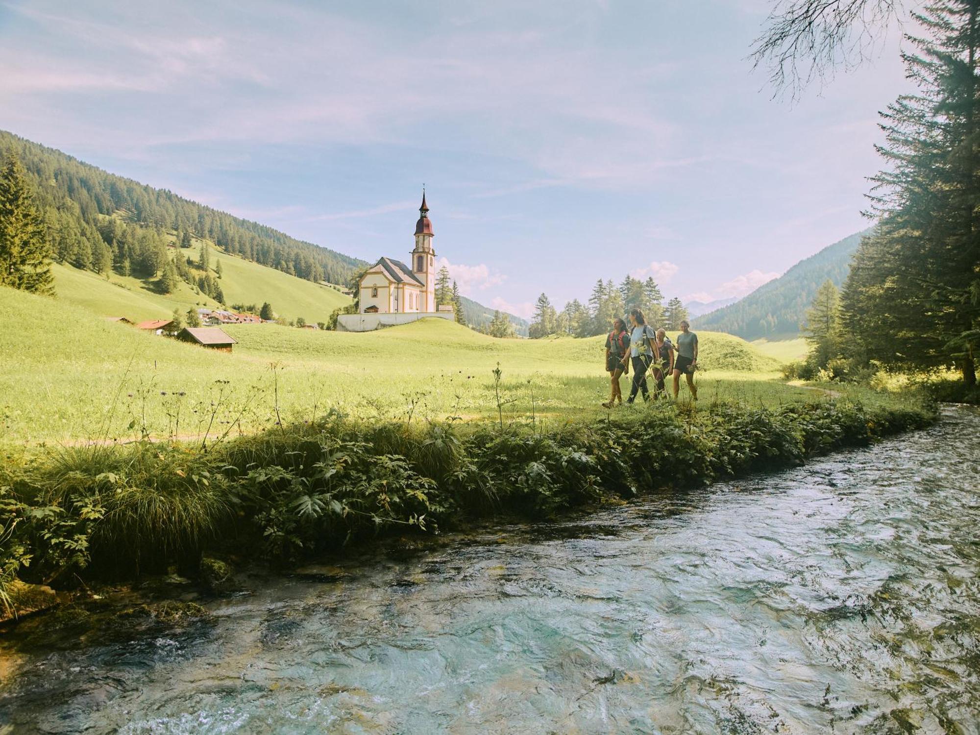 Almi'S Berghotel Obernberg am Brenner Exteriör bild