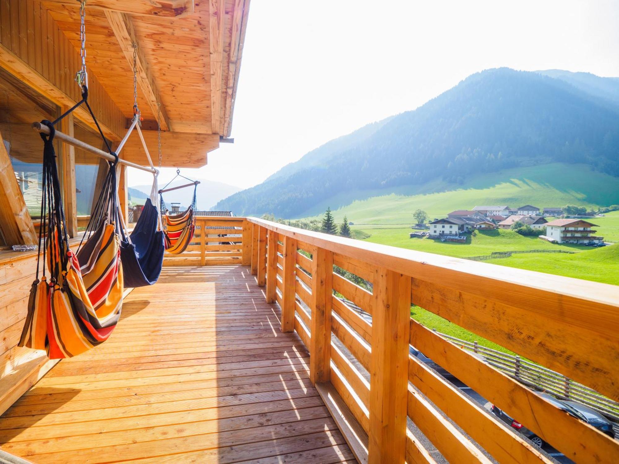 Almi'S Berghotel Obernberg am Brenner Exteriör bild